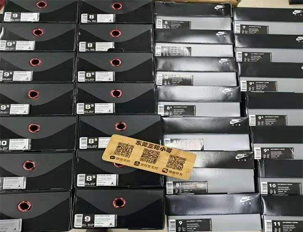 去哪找巴宝莉质优价廉