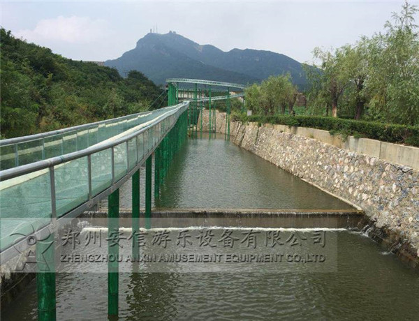 挑选景区玻璃水滑道漂流